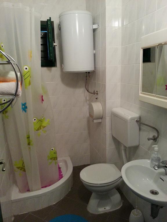 Inn Gostionica Rovanjska Ruang foto